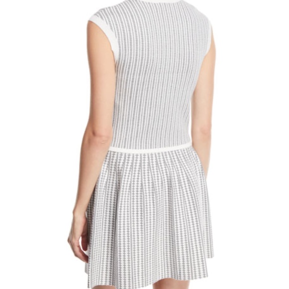 Club Monaco XS White with Grey - Skirt and Top - Picture 5 of 6